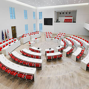 Plenarsaal des Brandenburgischen Landtages in Potsdam / © Landtag Brandenburg / Manuel Dahmann